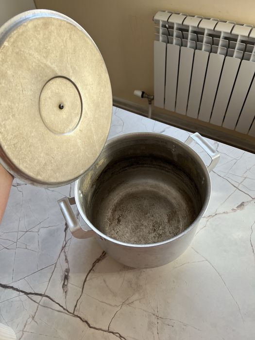 Алюминиевая кастрюля 8 л