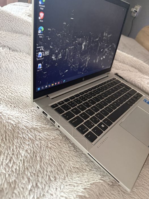 СПЕШНО!Като нов! HP Elitebook 830 G8