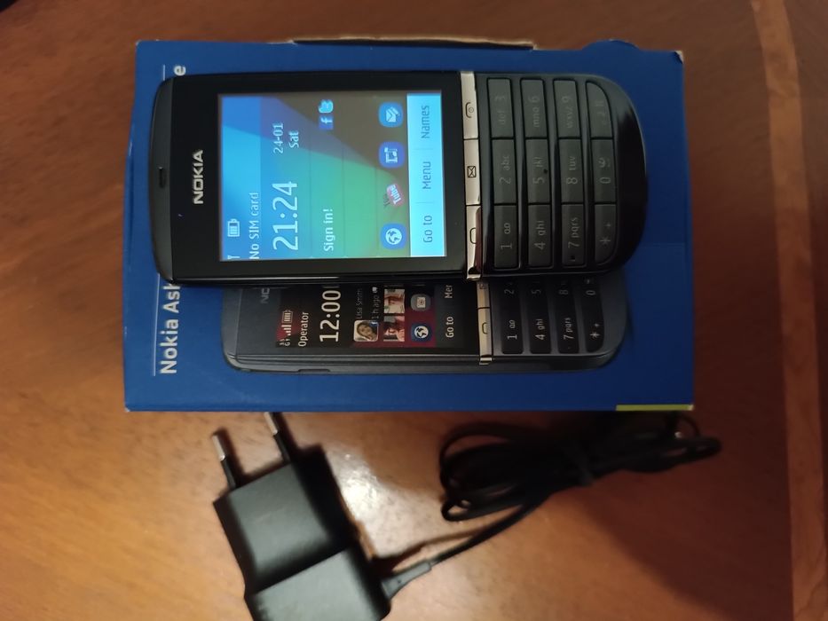 Vând Nokia Asha 300