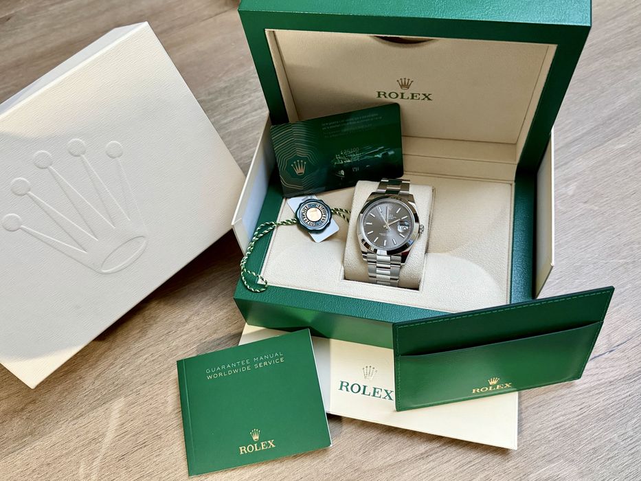 Rolex Datejust 41mm Rhodium dial (ult referinta 126300)