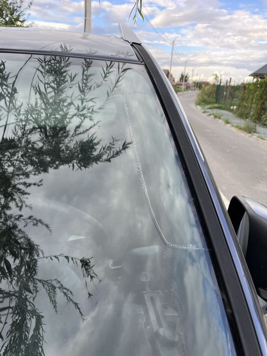Mitsubishi Outlander 2.2 diesel 4x4 – Xenon, Keyless, Rockford