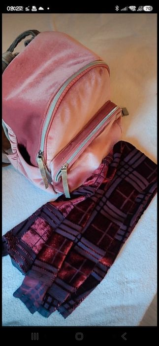 Rucsac roz trandafiriu, mărime mare, catifea, model rar