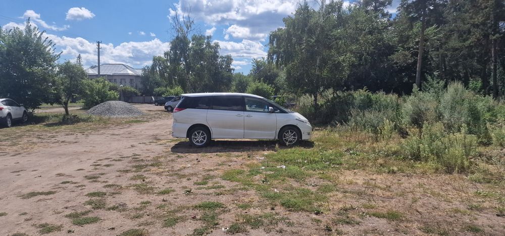 Эстима  полный привод