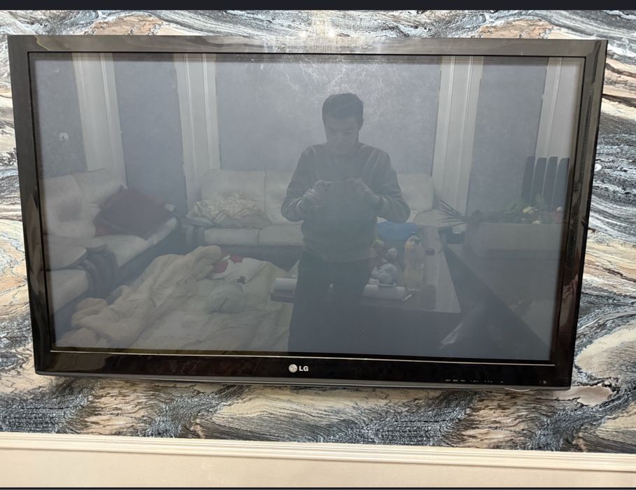 LG плазманный телевизор 50 талик,1,27 дюм , LGюм, Корея