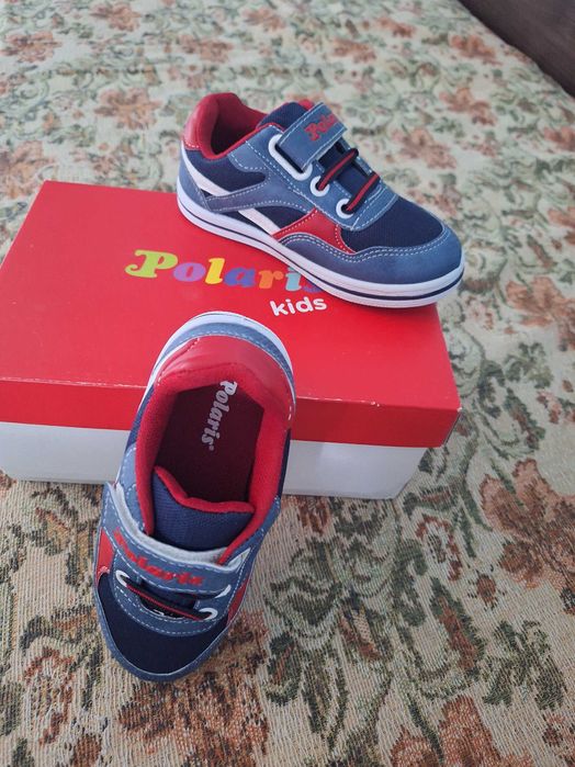 Детски обувки-за момче