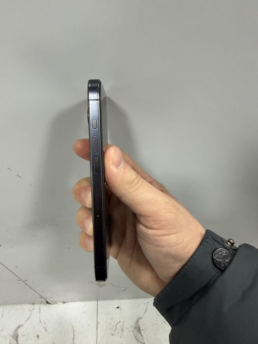 Iphone 15 pro 256 памят харошем состаяние