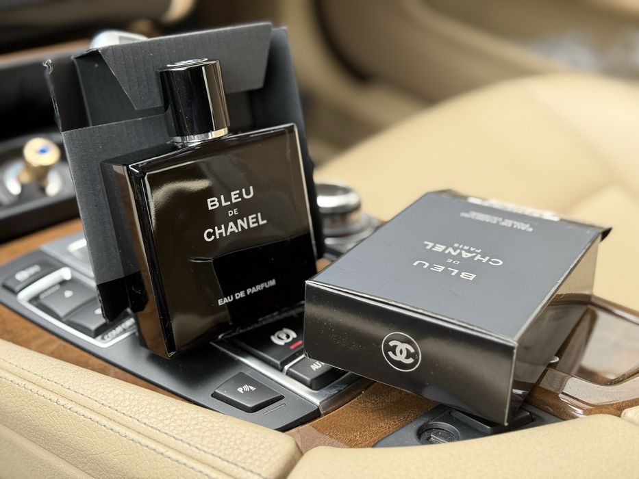 Apa parfum Bleu de Chanel 100ml Barbat/in Cutie