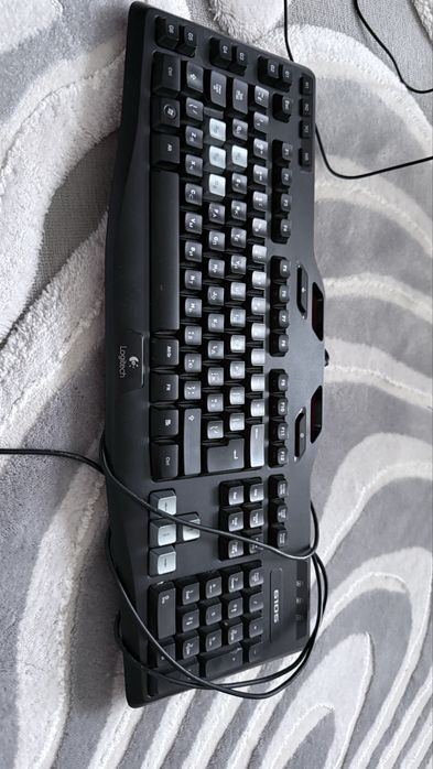 Клавиатура Logitech G105 в идеальном состянии как новая.