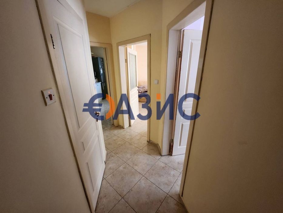 Продава се Двустаен апартамент в Свети Влас - 74 кв.м за 973 €/кв.м - Снимка #8