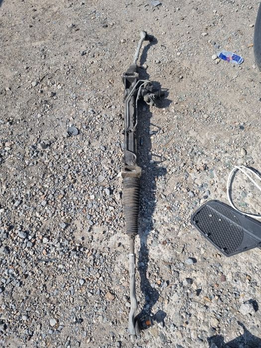 Рейка за Audi a4 B8 2.0дизел 143кс 2009година