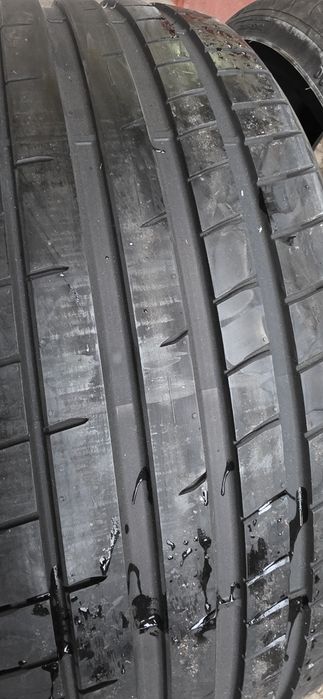 Гуми 2бр  225/35/20  - 1бр  - 115 евро
