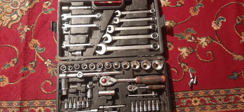 Набор инструментов Pro Force 82 предмета