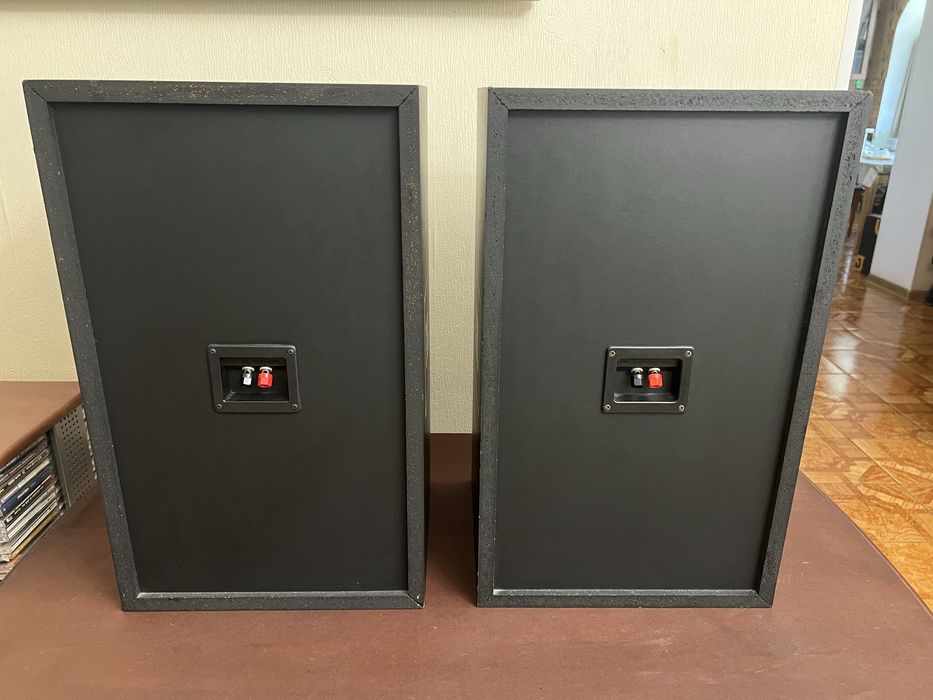 Акустика JBL 4312a