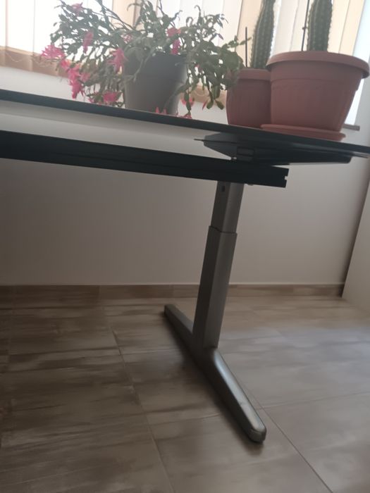 Офис маса 160 х 100 см