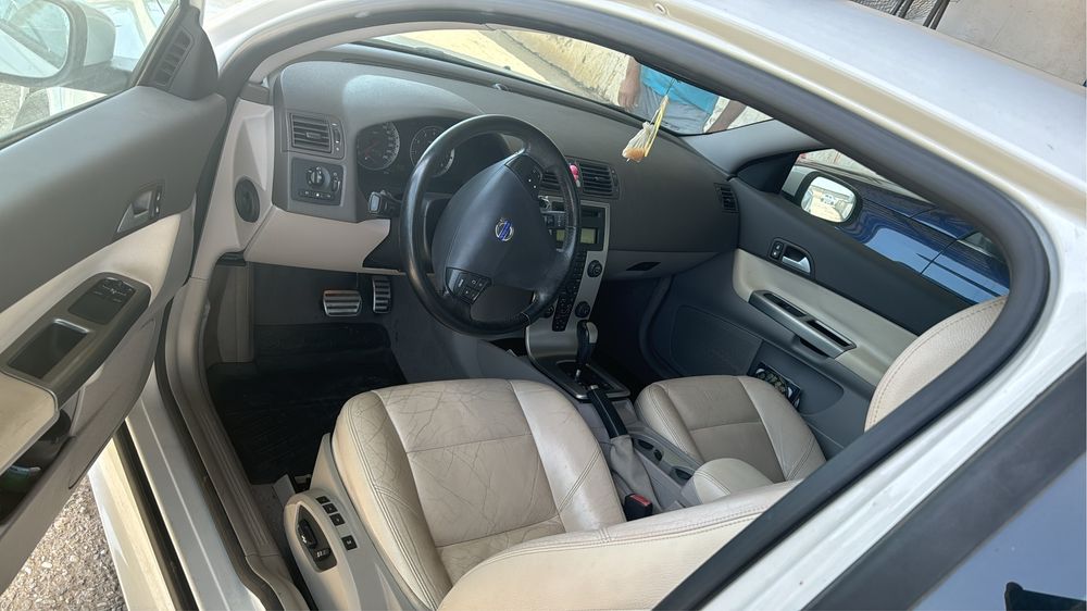 Volvo C30 2007 2.4