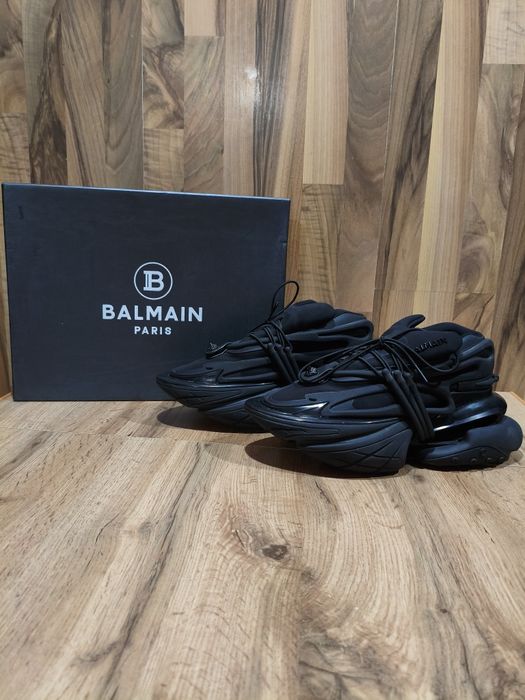 Продам кросовки balmain unicorn