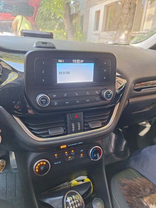 Ford Fiesta 100 cai ,benzina.