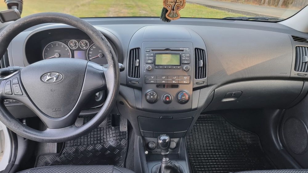 HYUNDAI i30 2009 — imagine 5