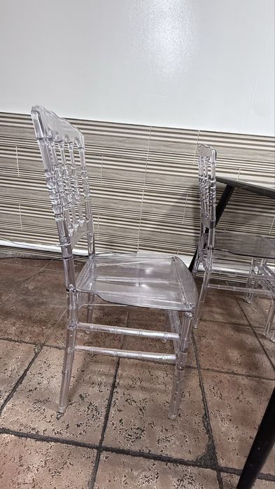 Продам стол искуственный камень