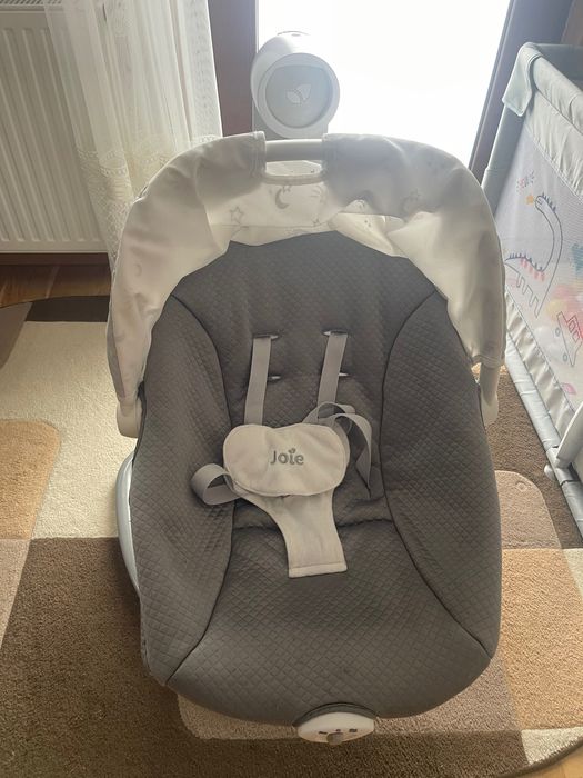 Balansoar pentru bebeluși Joie (până la 11 kg)