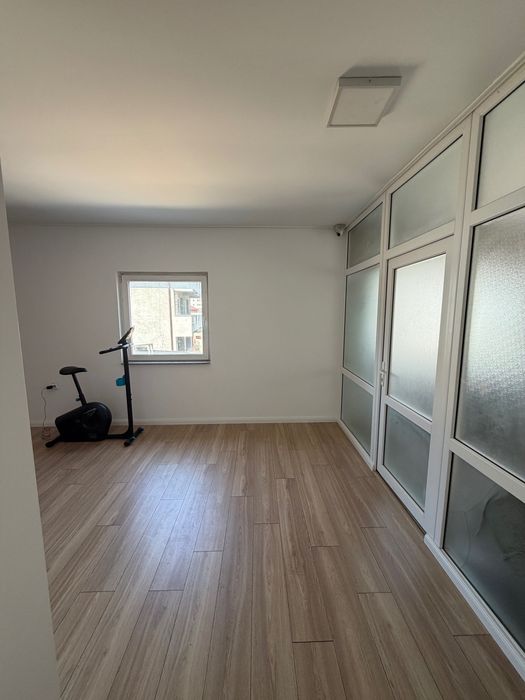 Spațiu comercial/birou de închiriat Obcini – Suceava, Str. Victoriei