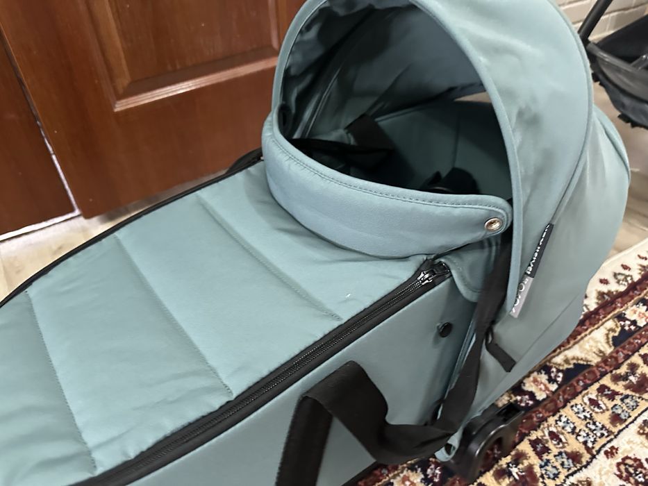 Yoyo 2 прогулочная коляска с спальным блокам вместе