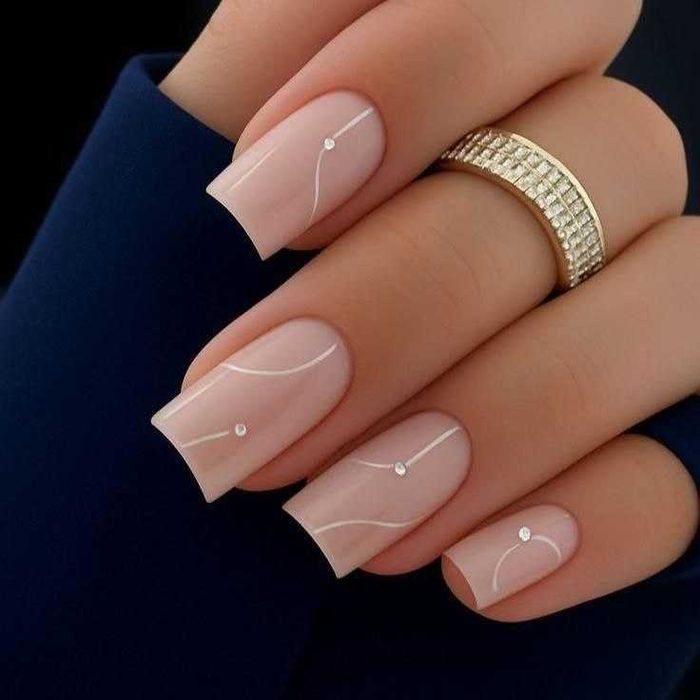 Качественный маникюр и педикюр