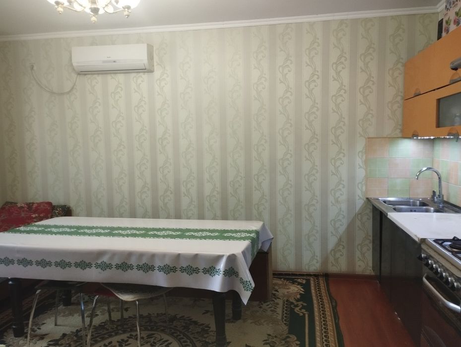 Қала орталығында 5 бөлмелі жер үй сатылады