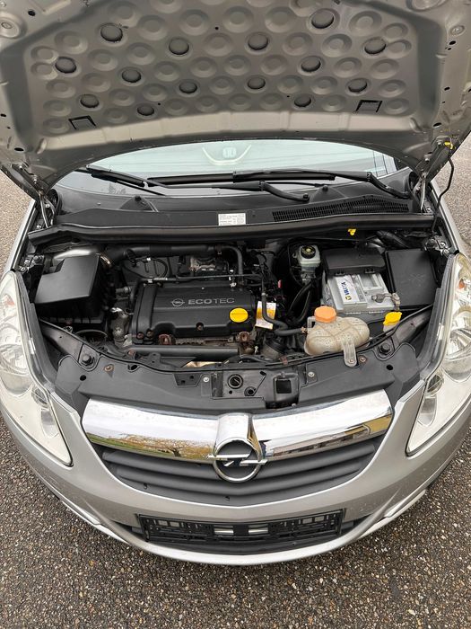 Vand Opel Corsa 1,3 benzina Distributie pe lant