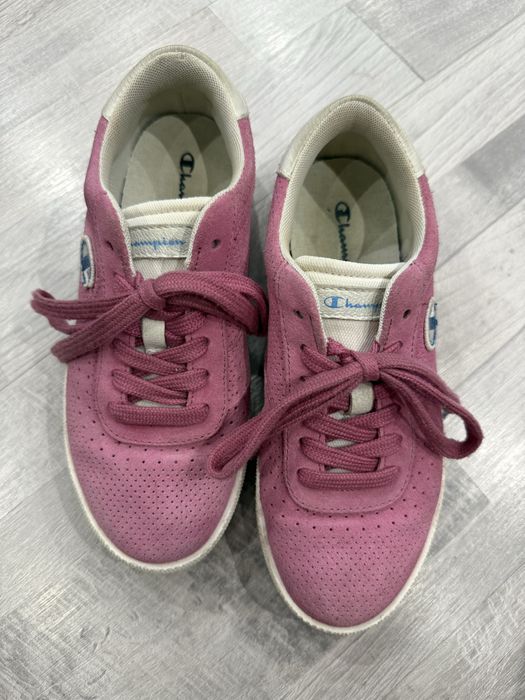 Маратонки Nike, Champion