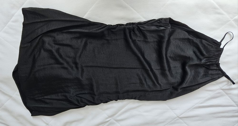 Дамска рокля EDITED