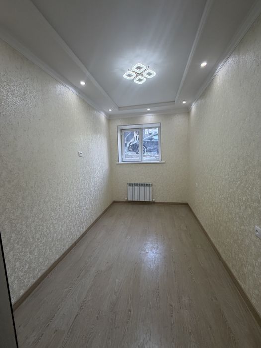 Eco city dan 3 xonali polu podval sotiladi