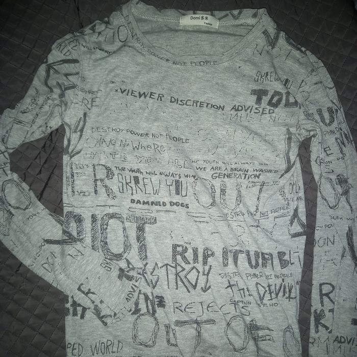 Продам кофточки разные