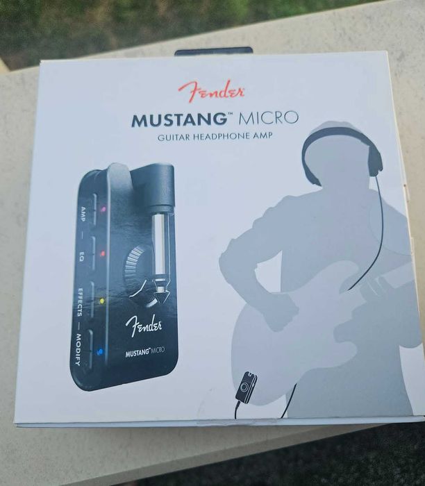 Fender Mustang Micro китарен усилвател + подарък