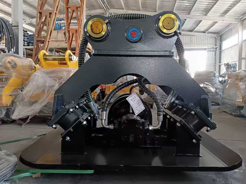 Вибротрамбовка для экскаватора-погрузчика