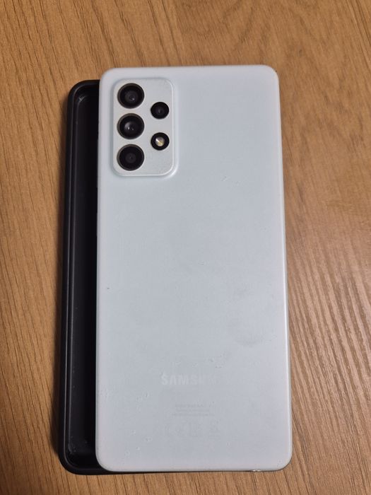 Samsung Galaxy A52s 5G Dual SIM 128 GB + кутия и USB-C кабел