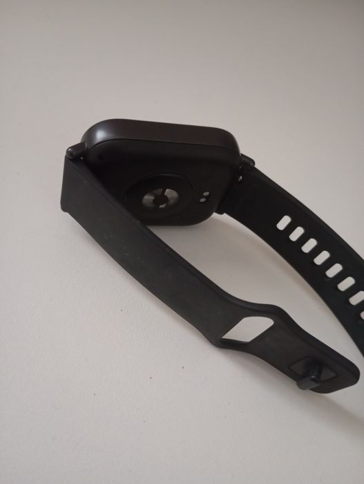 продам смарт-часы Xiaomi Redmi Watch 5 Active