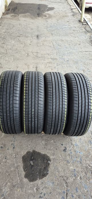 4 anvelope vara ca noi Bridgestone 225/60/18.Pretul este pe bucata.