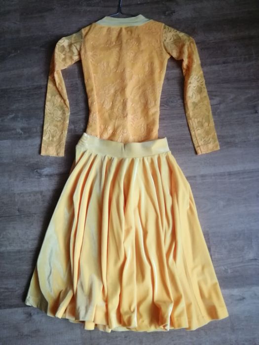 Vând Rochițe dans sportiv