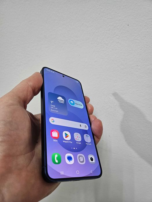 Samsung Galaxy S25, 128 GB, 12 GB, impecabil, Garantie.