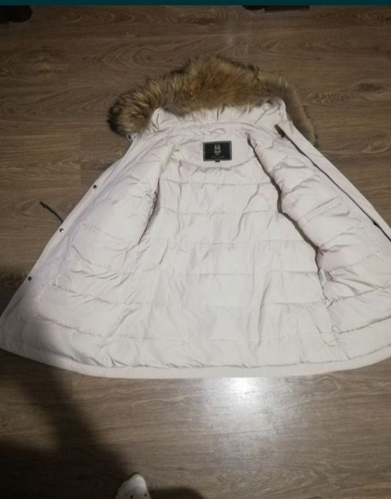 Продам зимнюю куртку