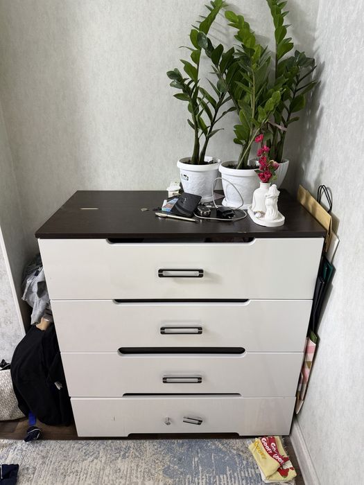 Продается все стол стуля раскоадной цена дог