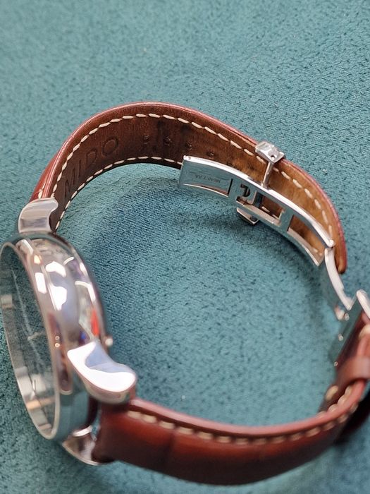 Amanet Vitan 107 / Mido Baroncelli