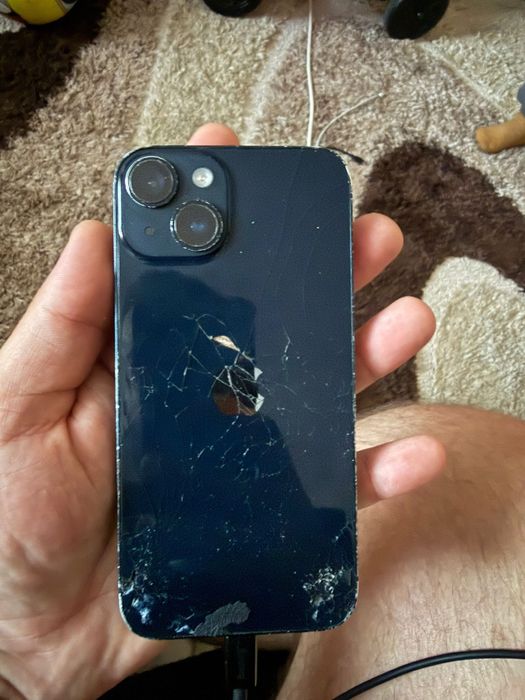 Vand iphone 14  pret fix