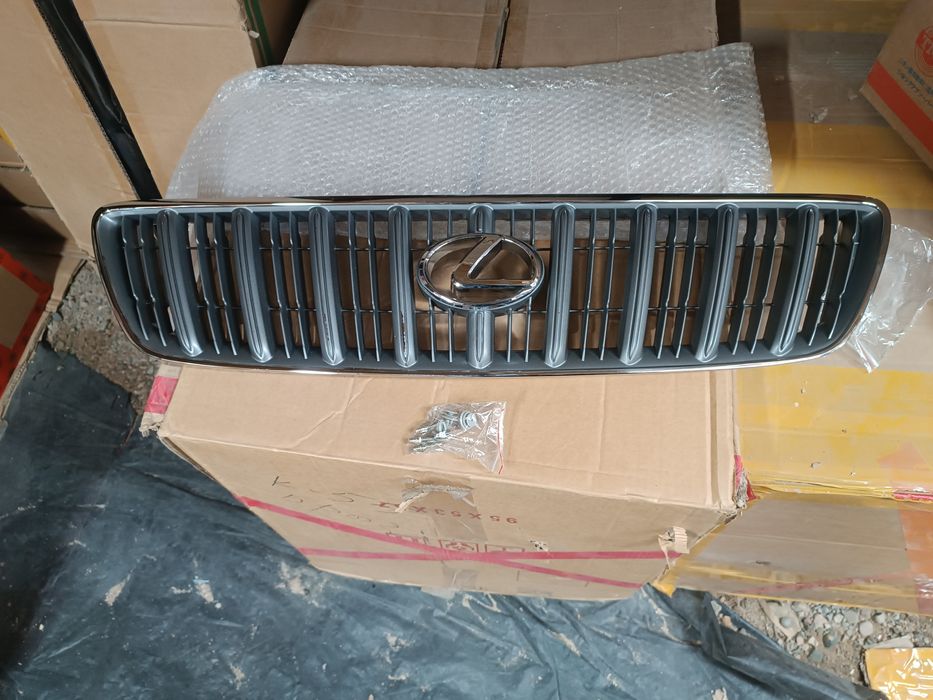 Продаю решетка радиатора Лексус RX 300/Lexus RX300