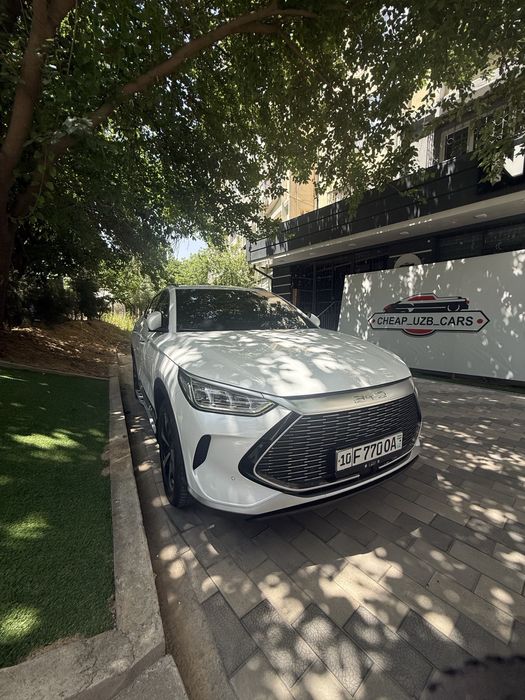 BYD Hybrid AWD 2023