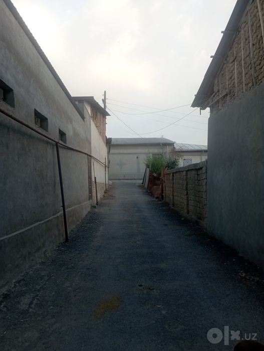 Quruq yer sotiladi 3-sotiq Fasat 20×15 oretir Yengi Tashmidan 1.5 km
