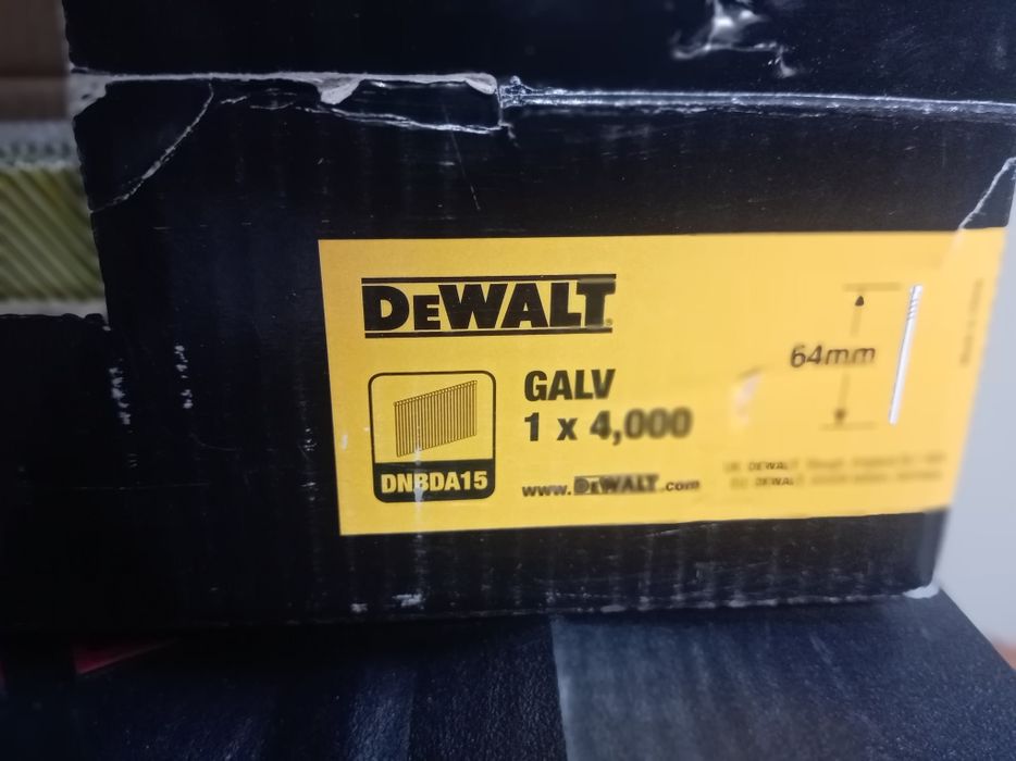Такер акумулаторен MILWAUKEE M18 FN15GA-0X