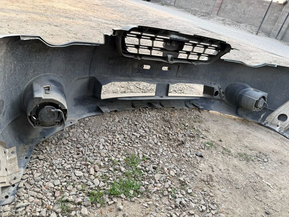 Комплект бампер передний с решеткой