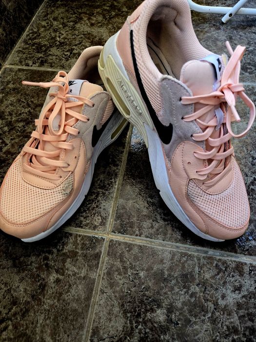 Маратонки Nike Air Max в розово